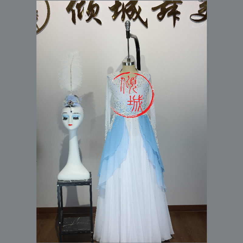 哈萨克族舞蹈演出服艺考定制
