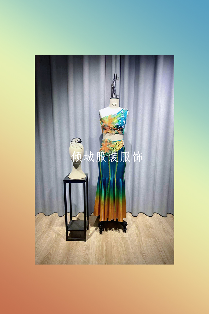 桃李杯艺考原版傣族演出服定制