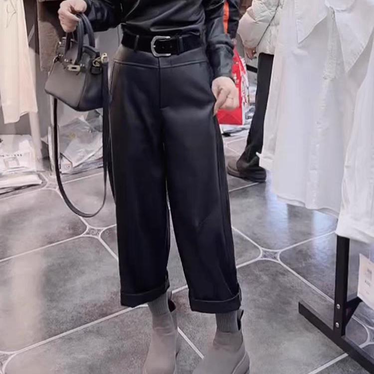 欧货时尚蛋白皮裤女冬高腰显瘦弯刀裤宽松加绒PU阔腿裤八分休闲裤