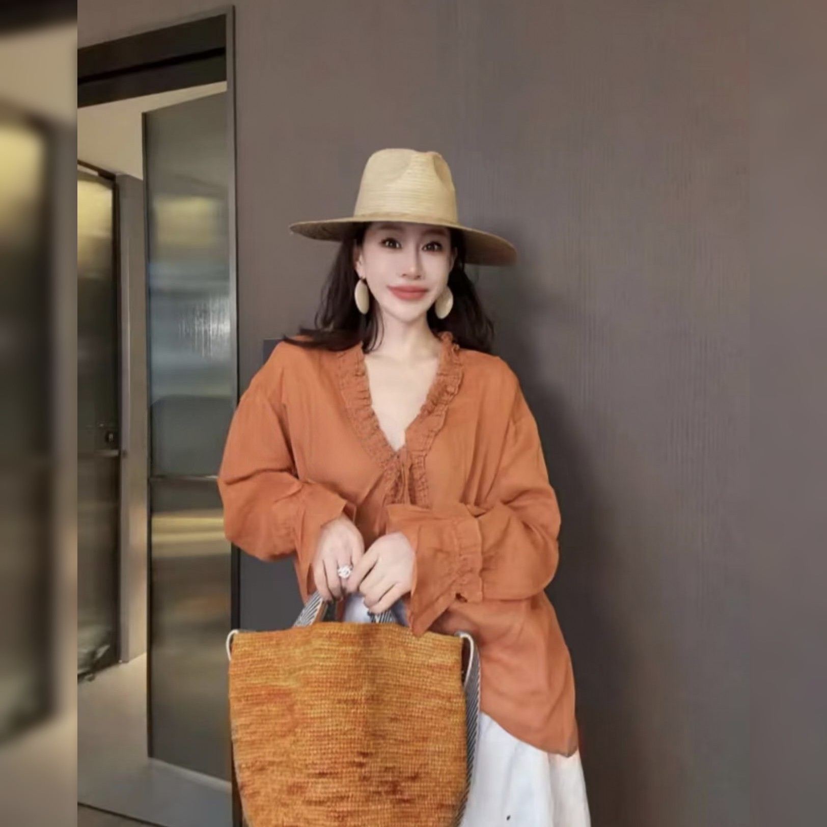 法式V领木耳边系带衬衫女夏薄长袖防晒衫复古气质通勤透视衫上衣