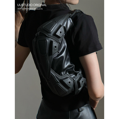 欧美机能风腋下月牙斜挎包