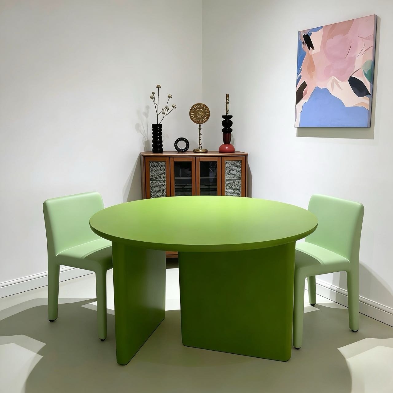 北欧实木书桌现代简约家用客厅圆形吃饭桌子设计师新款圆形餐桌