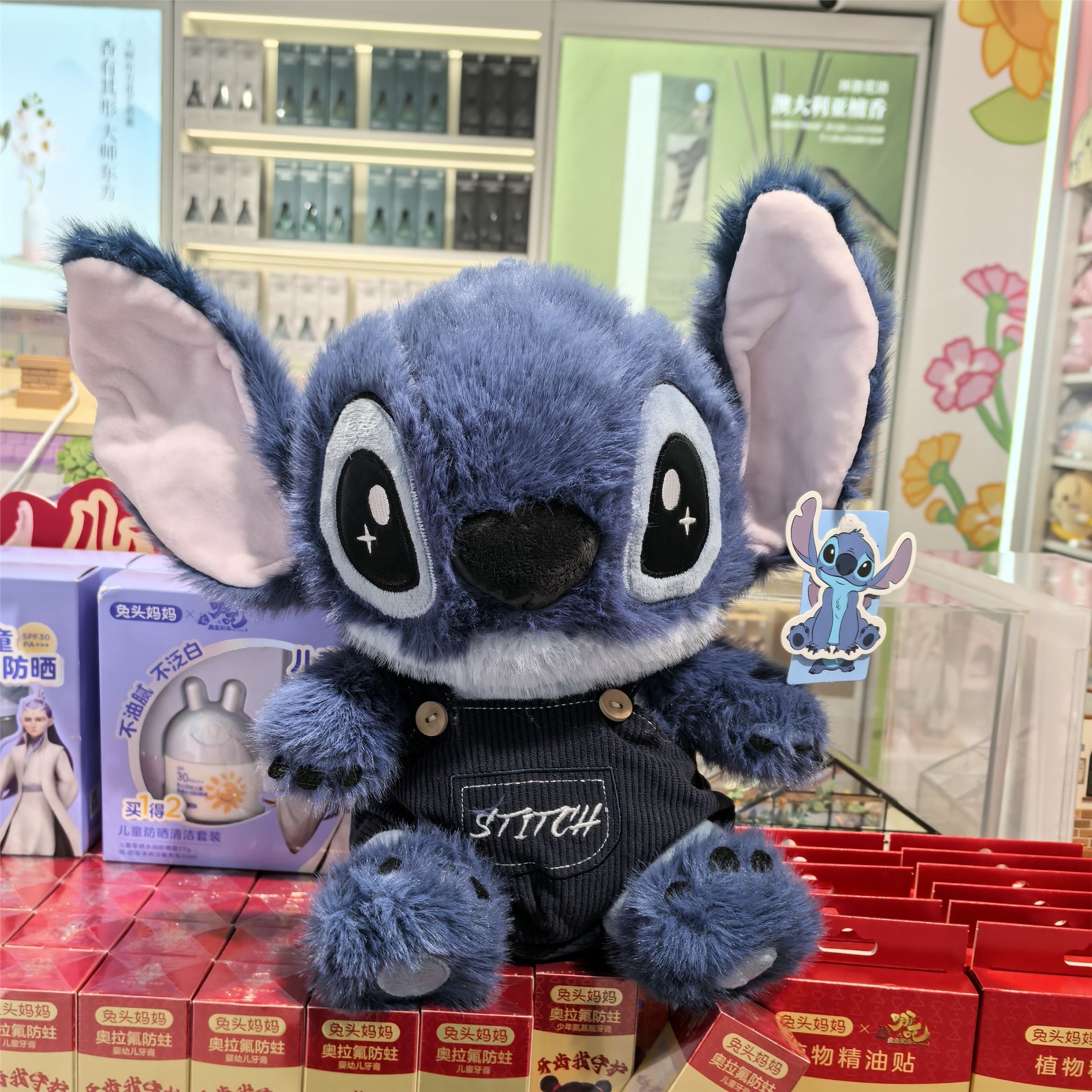 名品史迪奇背带裤毛绒玩具