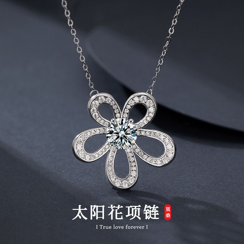 S925纯银莫桑石太阳花项链ins爆款高级感满钻五瓣花吊坠专供