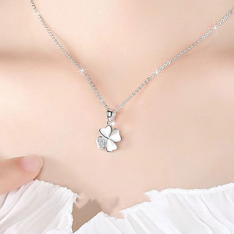 S925纯银项链女 韩版简约四叶草吊坠轻奢感ins幸运花锁骨链