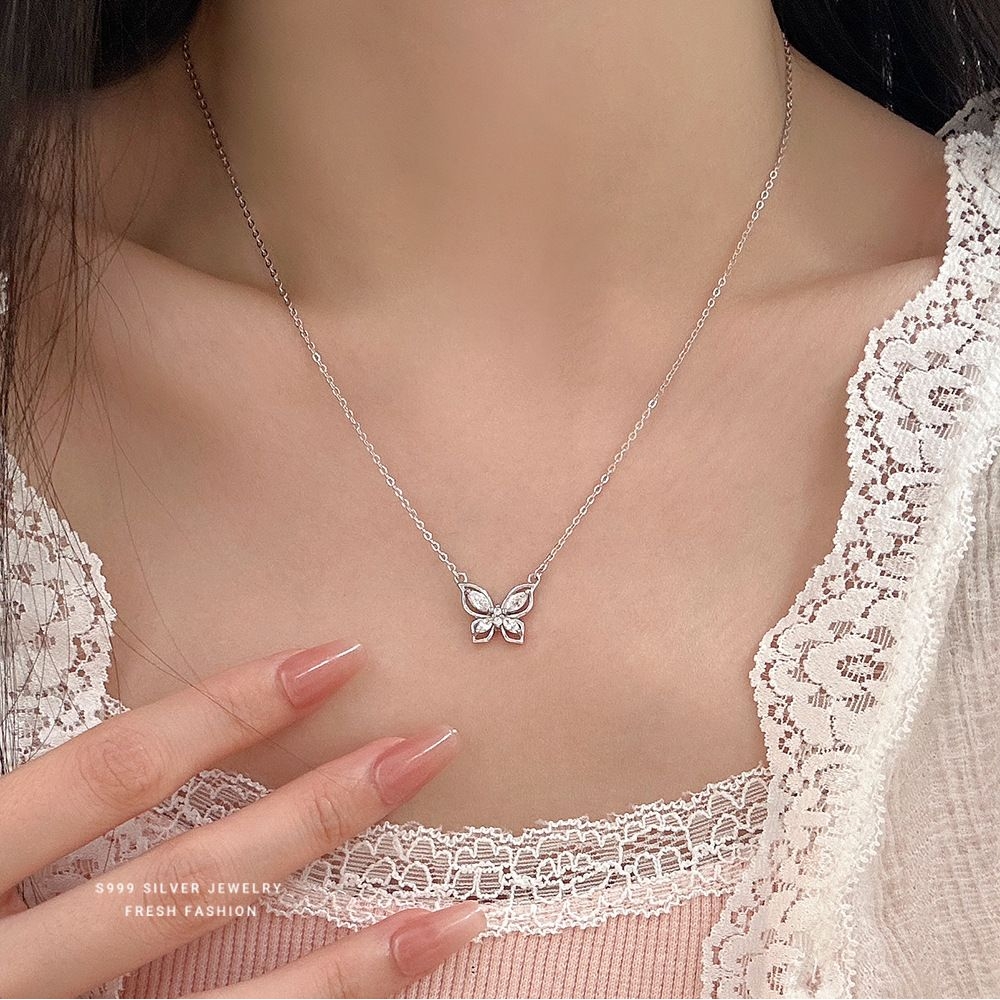 s999纯银镂空蝴蝶项链女森系百搭吊坠甜美轻奢锆石锁骨链足银首饰