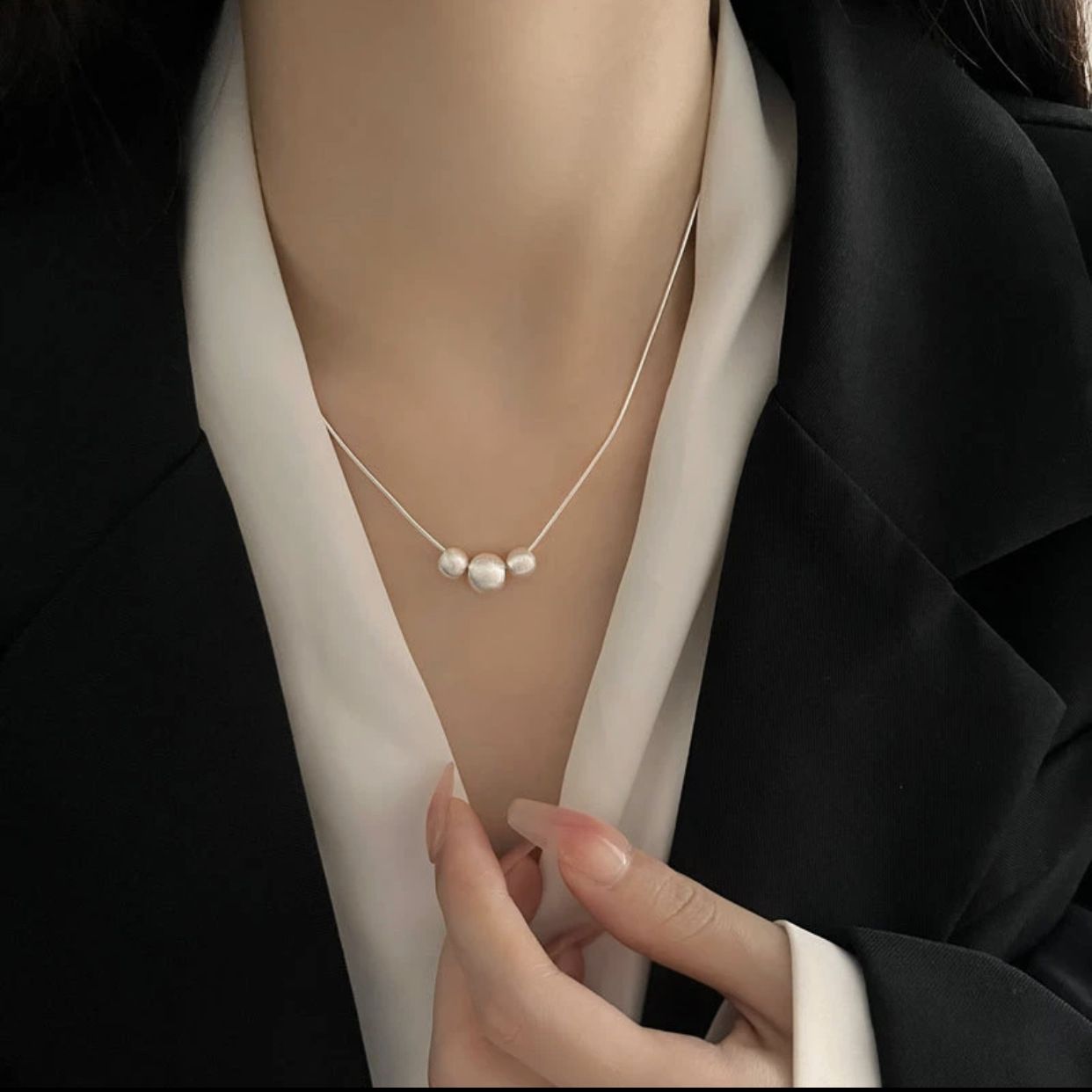 s925纯银磨砂转运珠项链女韩版轻奢感圆珠锁骨链颈链送女友