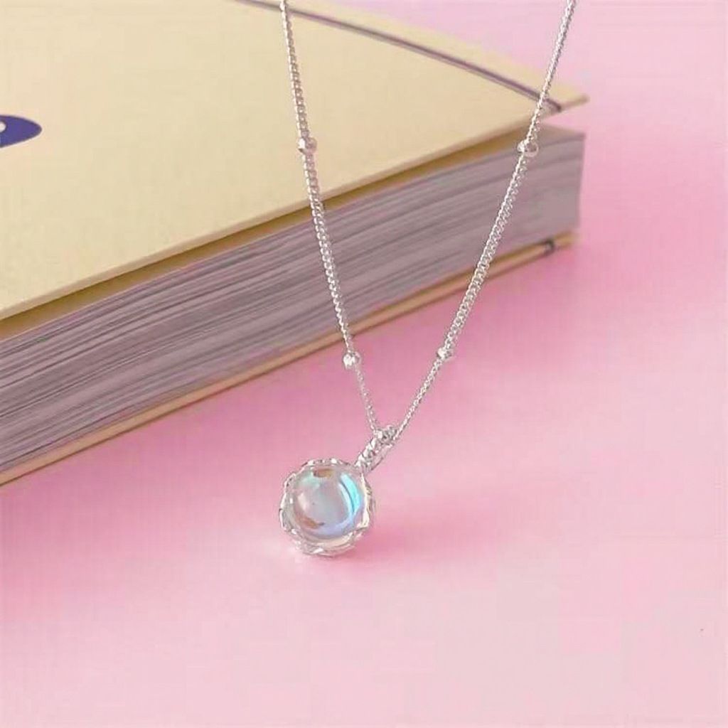 S925纯银月光石圆形项链女韩版轻奢高级感圆珠侧身链吊坠ins风