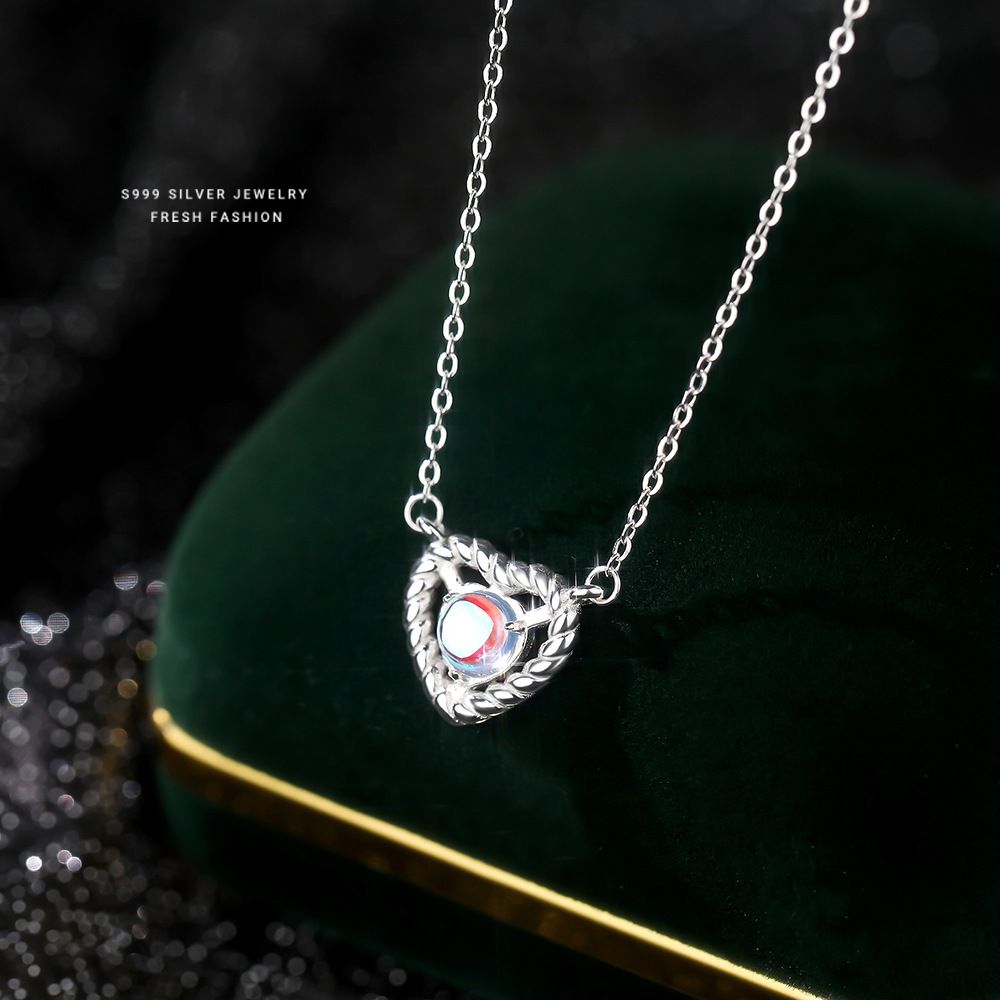 S999纯银仙女风炫彩月光玻爱心项链女款镂空编织感小众轻奢锁骨链