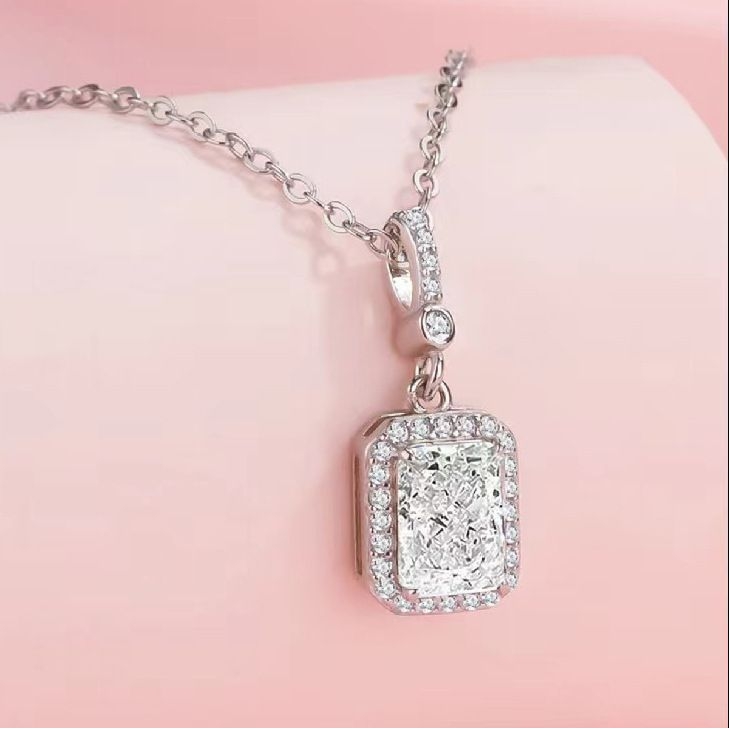 s925纯银满钻香水瓶项链夏季女轻奢高级感精致爆款方糖吊坠礼物