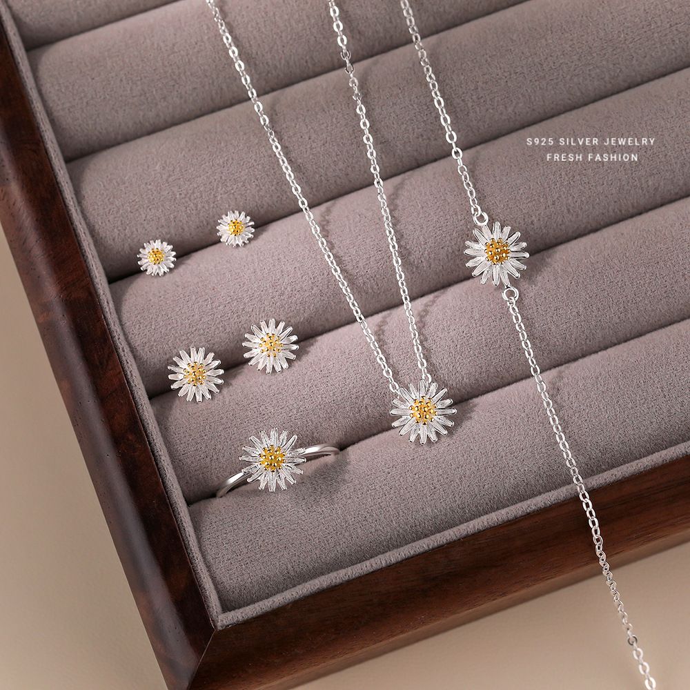 小雏菊森系项链女s925纯银简约小清新耳钉百搭韩版锁骨链时尚手链