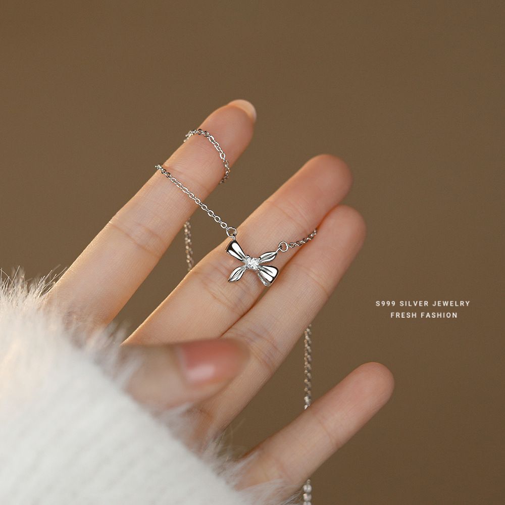 S999足银蝴蝶结项链女轻奢小众设计高级感锁骨链秋冬高颜饰品礼物