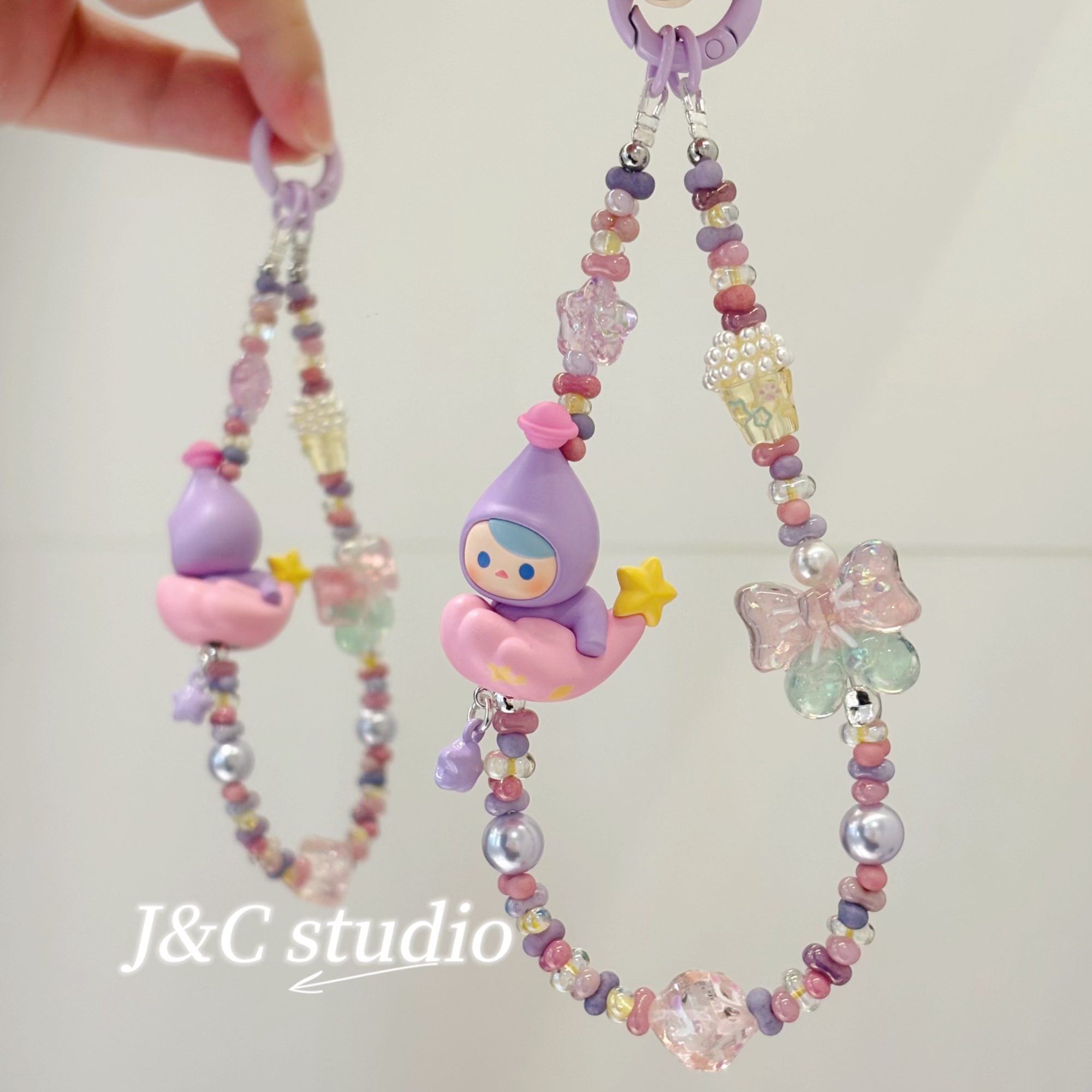 正版泡泡玛特晚安点亮萌粒手机链进口花生珠毕奇星星人sp包包挂饰