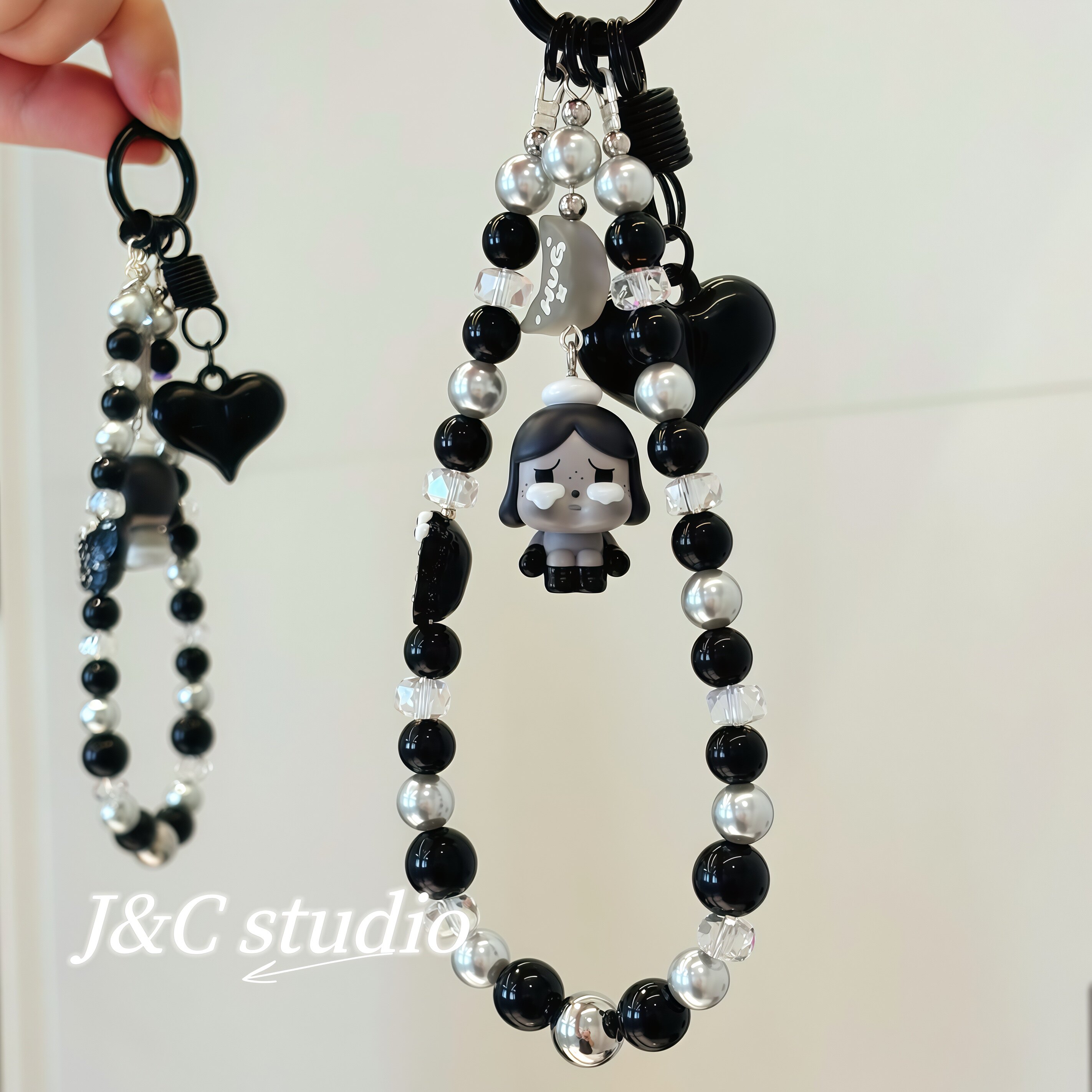 正品泡泡玛特泰国限定哭娃萌粒手机链diy串珠手机挂件钥匙扣包挂