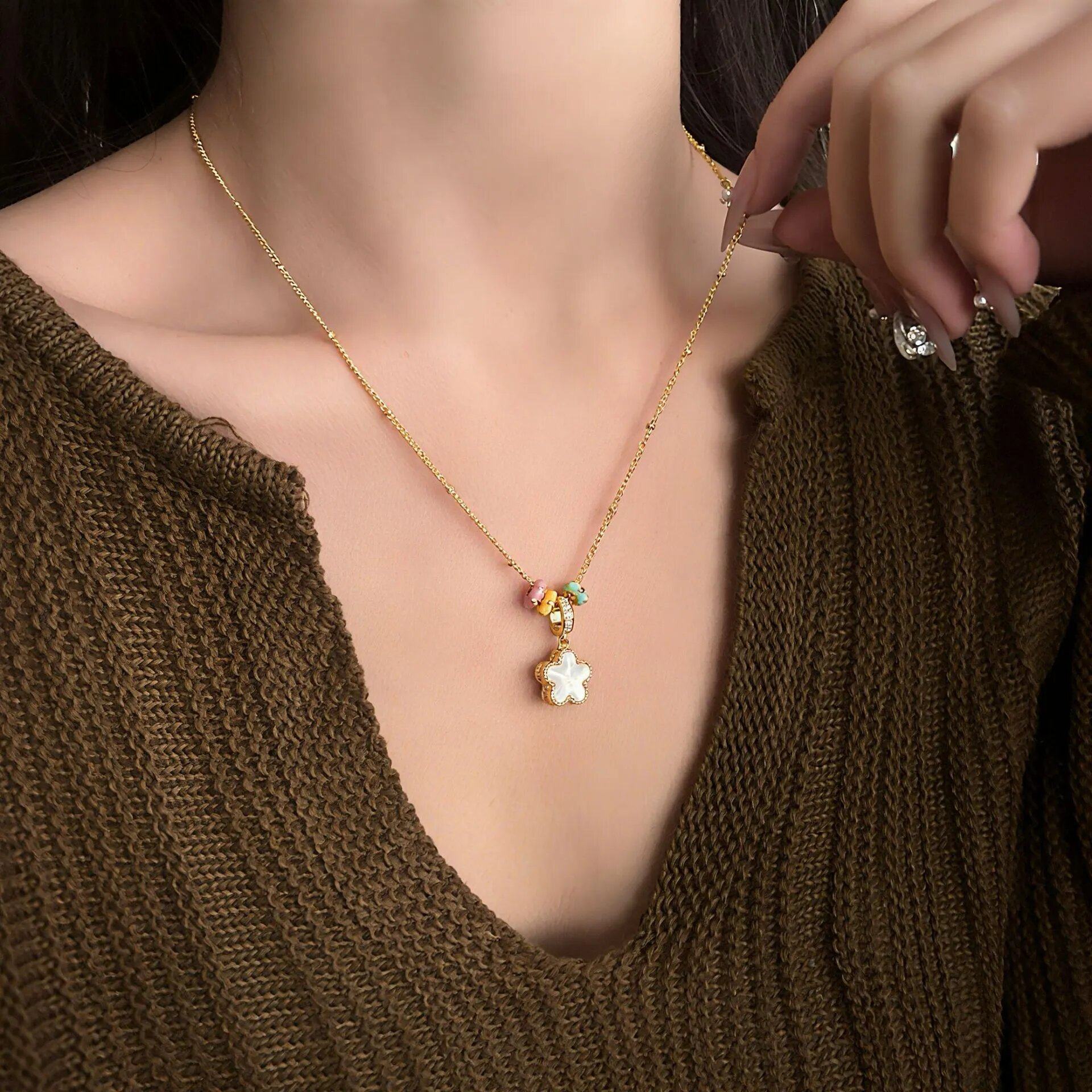 复古秋冬红色双面贝壳花朵项链女轻奢高级感毛衣链气质精致配饰品,饰品/流行首饰/时尚饰品新,项链,淘宝优惠券,粉丝福利购,淘宝优惠卷