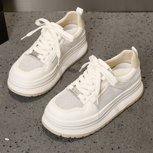 真皮大码女鞋41-43厚底小白鞋2025新款百搭透气网面运动休闲板鞋