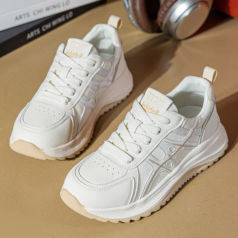 真皮大码女鞋41-43春季新款百搭软底轻便小白鞋42厚底休闲运动鞋,女鞋,时尚休闲鞋,淘宝优惠券,粉丝福利购,淘宝优惠卷