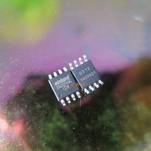 正品 W25Q32FVSIG W25Q32各尾数容量均有 WINBOND 串口IC