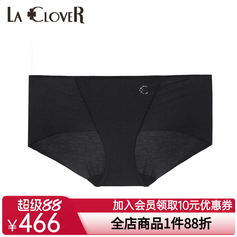LACLOVER兰卡文新品LUCKY裤系列柔滑面料烫钻中腰平角裤LC23AY4