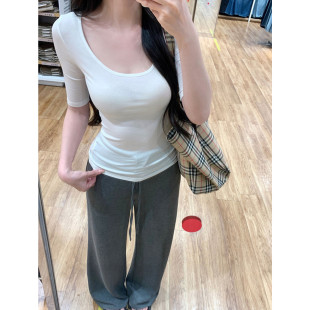 辣妹纯欲性感U领中袖T恤女夏季基础款沙漏腰漫画身材修身打底上衣