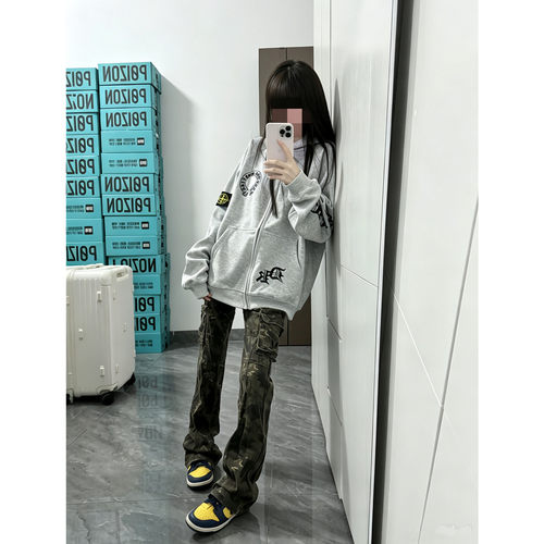 字母刺绣连帽卫衣女秋冬
