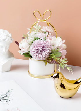 客厅金色轻奢风陶瓷样板房软装