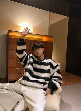 Hualun冬季马海毛条纹情侣毛衣男韩版宽松针织衫oversize圆领上衣