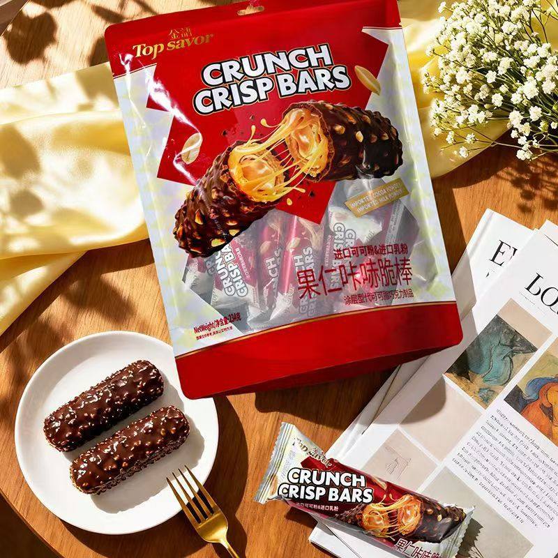 金语果仁曲奇咔哧脆棒234g袋装涂层巧克力零食网红办公解馋点心