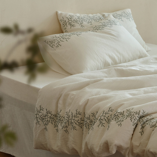 日式简约风全棉四件套藤蔓刺绣被套纯棉床单款素雅白色名宿风床品