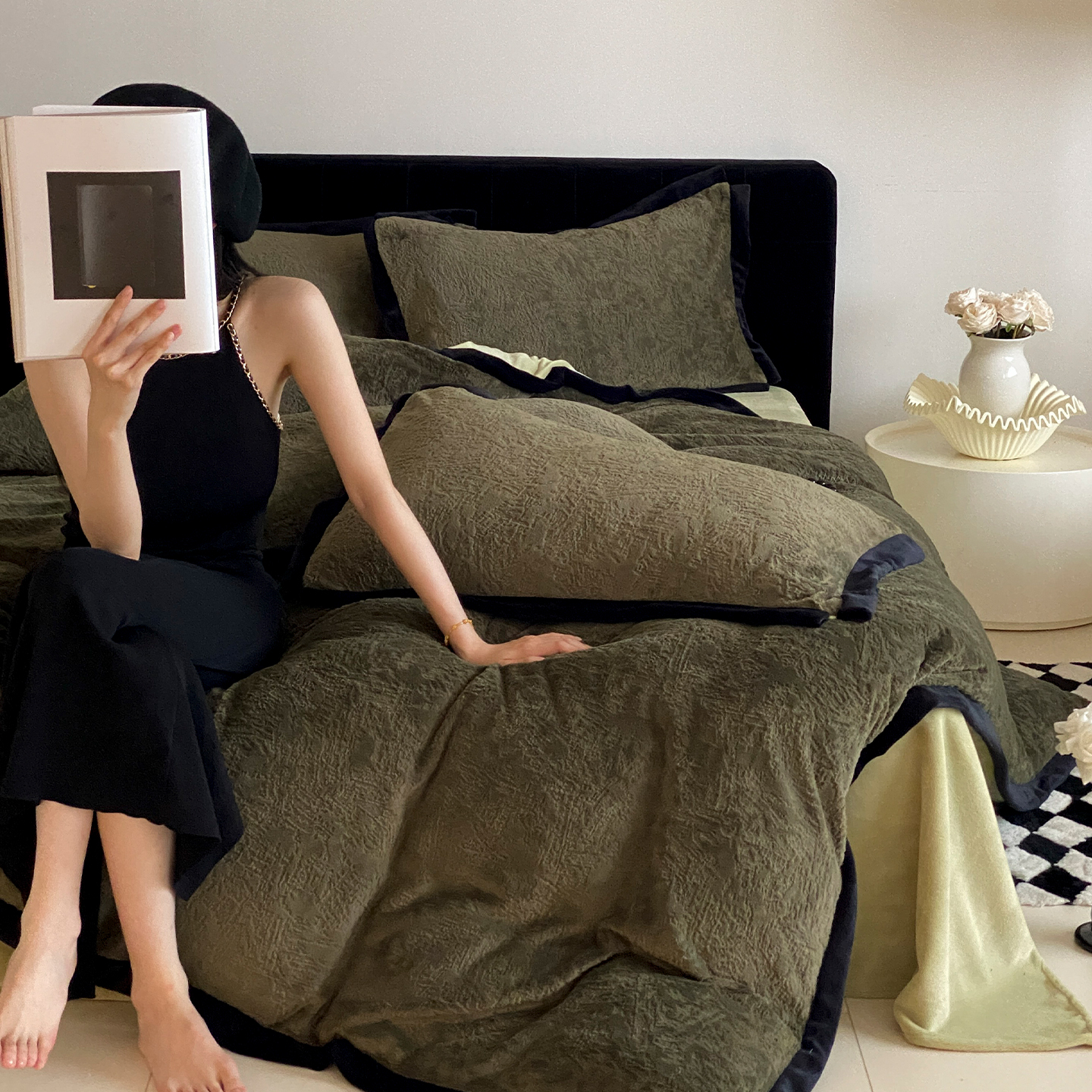 轻奢风冬季牛奶绒宽边加厚四件套