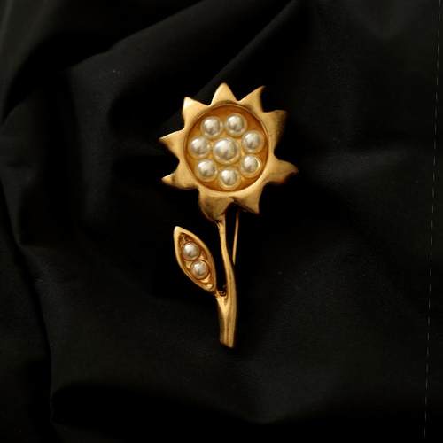 高端原创中古风 精致向日葵胸针大衣别针小众设计感小众高档胸花
