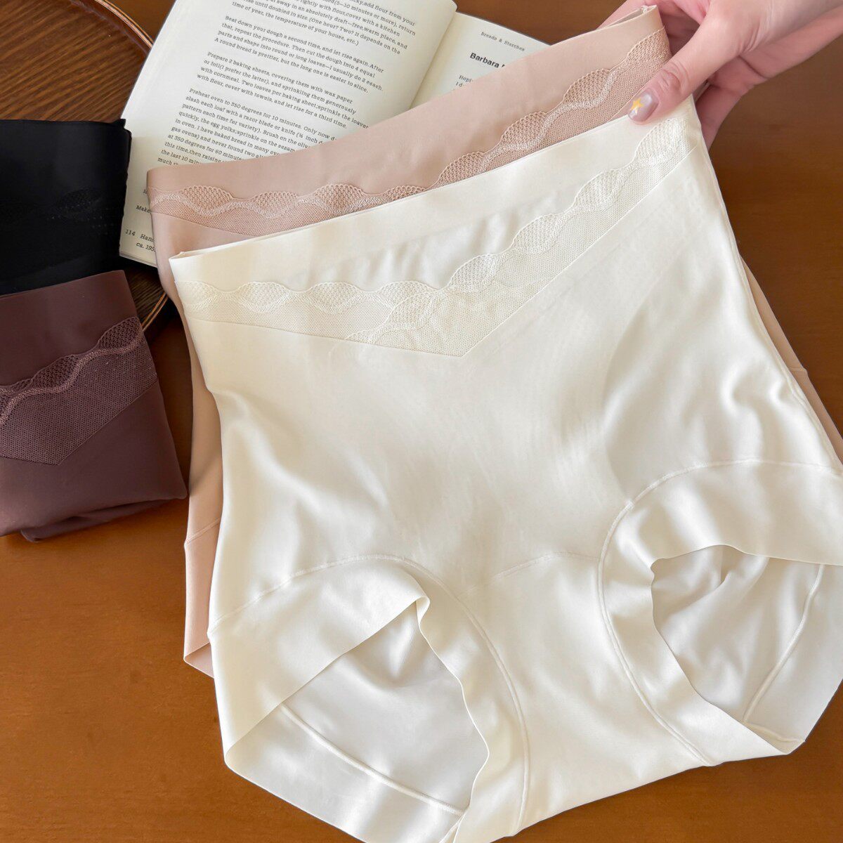 高腰无痕收腹提臀加长裆女内裤