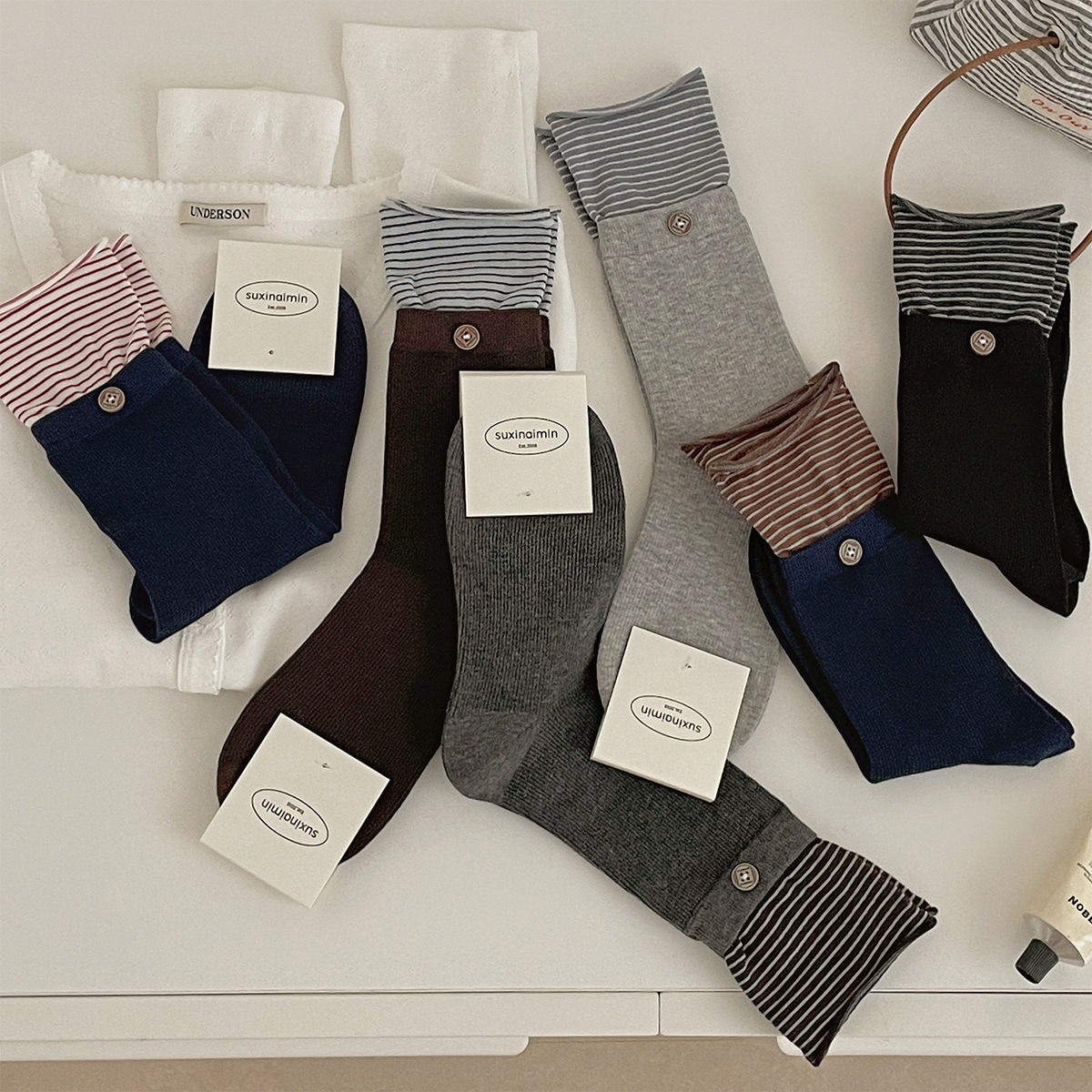 学院风小众撞色韩系条纹袜子女春秋棉质中筒袜双袜口个性钮扣长袜,女士内衣/男士内衣/家居服,中筒袜,淘宝优惠券,粉丝福利购,淘宝优惠卷