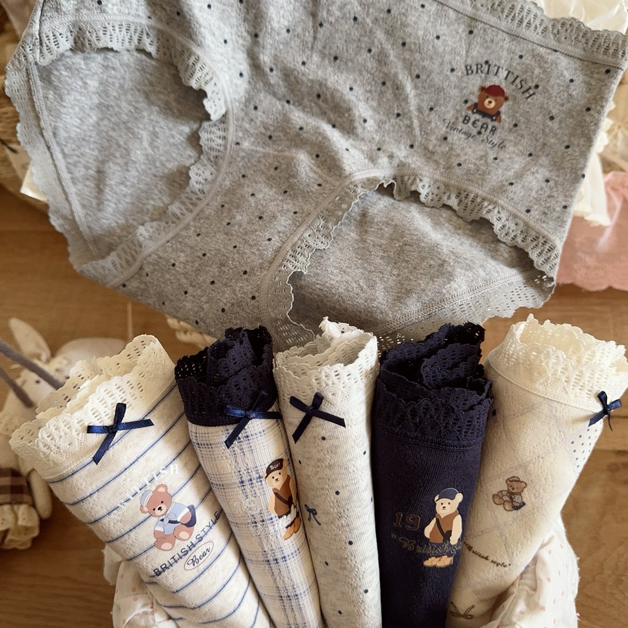 英伦学院风小熊少女内裤灰蓝条纹