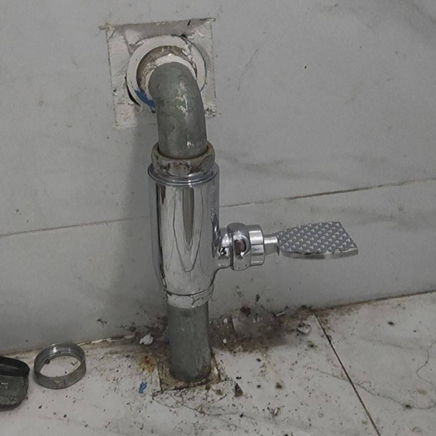 直筒脚踩式冲水阀蹲便器大便脚踏冲洗阀厕所蹲坑老式开关延时阀门