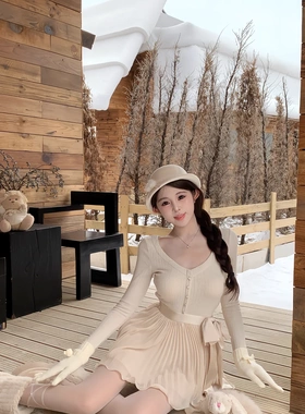 崛 Ascend-连衣裙冬季新款V领拼接收腰a字裙长袖裙子连衣裙