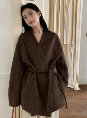 DIGM广州十三行女装2025秋冬慵懒浴袍风腰带V领羊毛呢外套女19304
