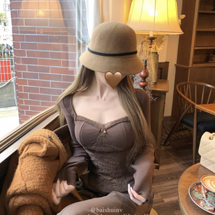 Simida斯密达-秋上新方领蕾丝T恤带胸垫加绒上衣长袖T恤