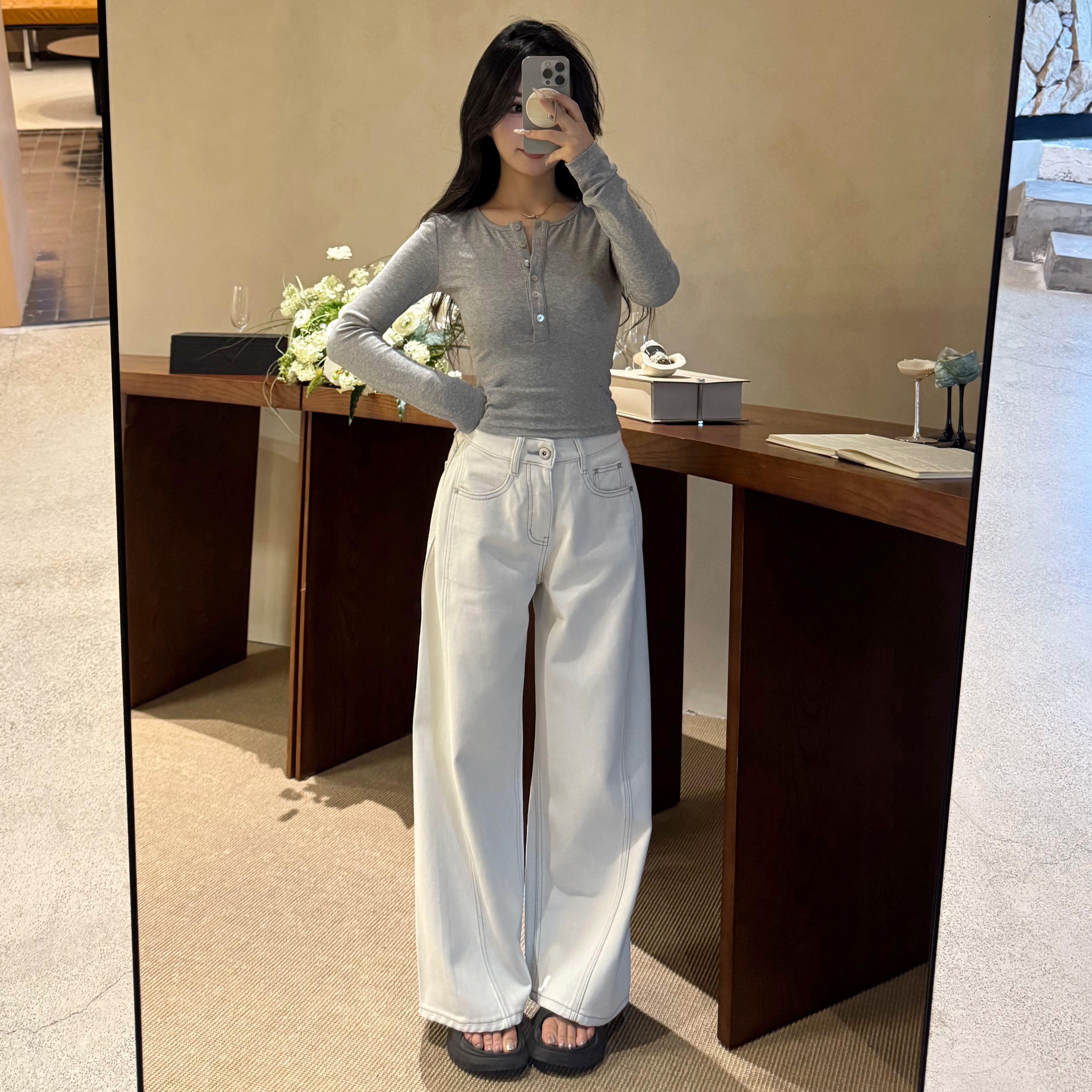 自在小个子复古中腰灰白色牛仔裤女秋季宽松显瘦松弛感直筒拖地裤