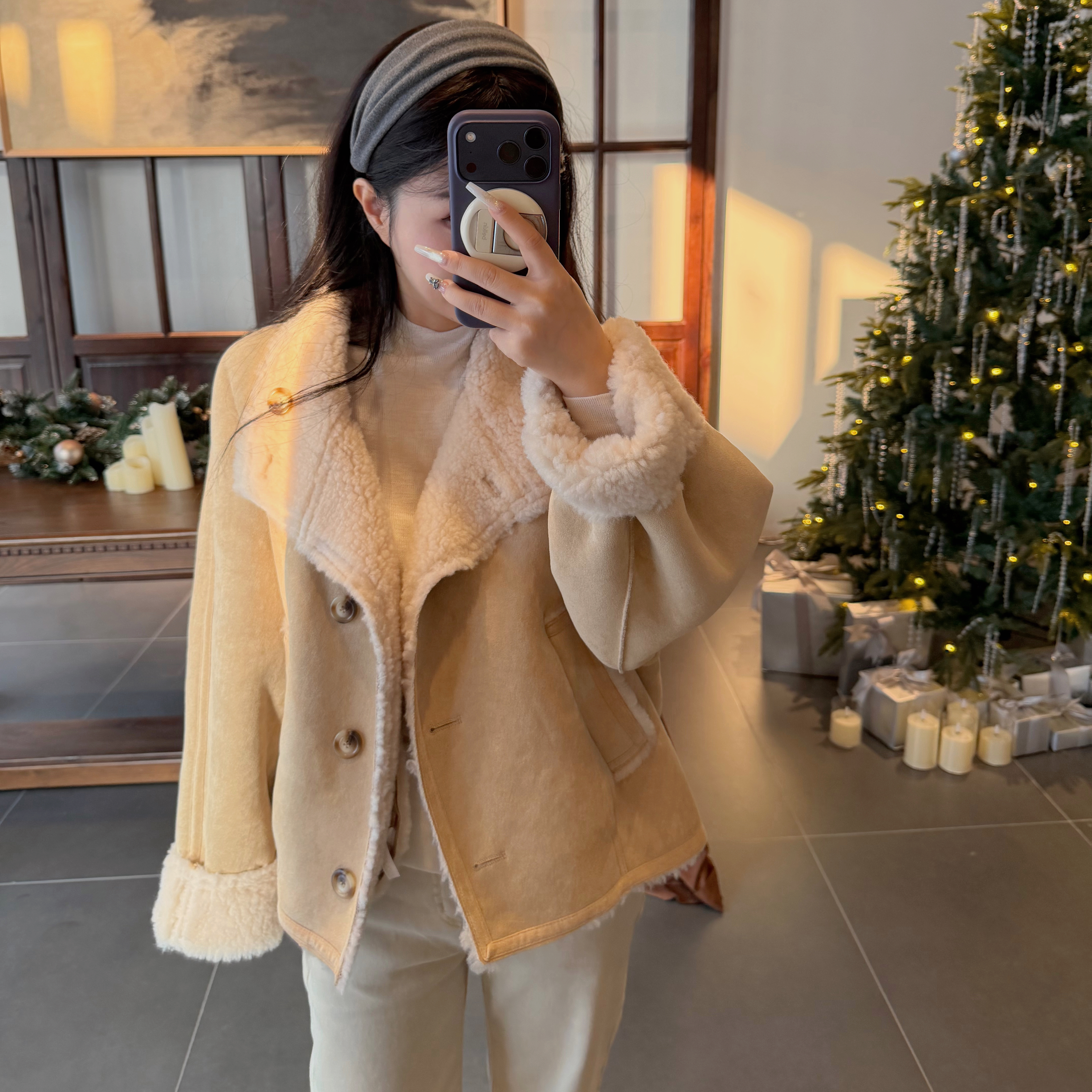 自在小个子秀场廓形撞色皮毛一体100%羊毛加厚羊羔毛女冬季短外套