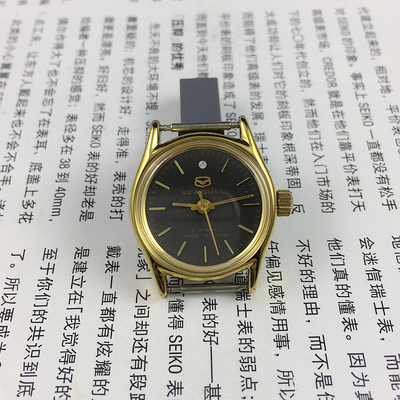 原装库存 天津手表厂产 海鸥牌黄壳条钉黑面手动机械女表 送表带