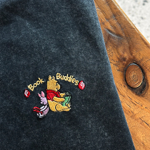 维尼小猪小刺绣百搭棉休闲宽松复古精致简约日系通勤情侣短袖 T恤