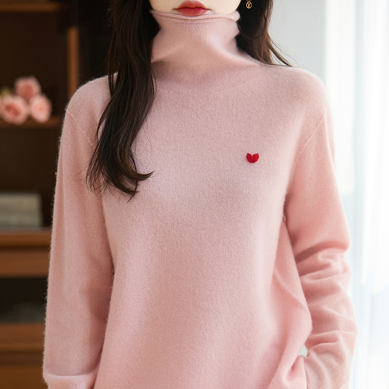 100%纯羊毛衫女卷边堆堆领小爱心刺绣针织毛衣宽松显瘦休闲打底衫