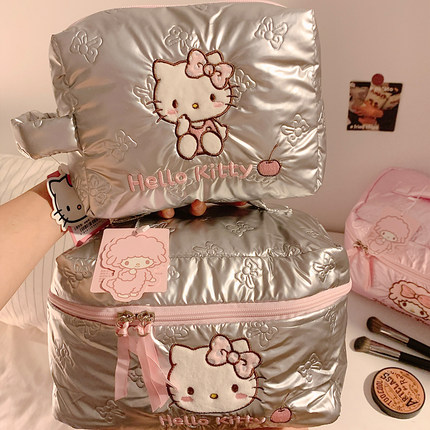 银粉hellokitty手提化妆包女可爱大容量旅行便携护肤品收纳洗漱包