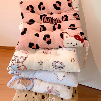 可爱办公室加厚屁垫久坐柔软椅子垫家用沙发绑带坐垫学生宿舍教室