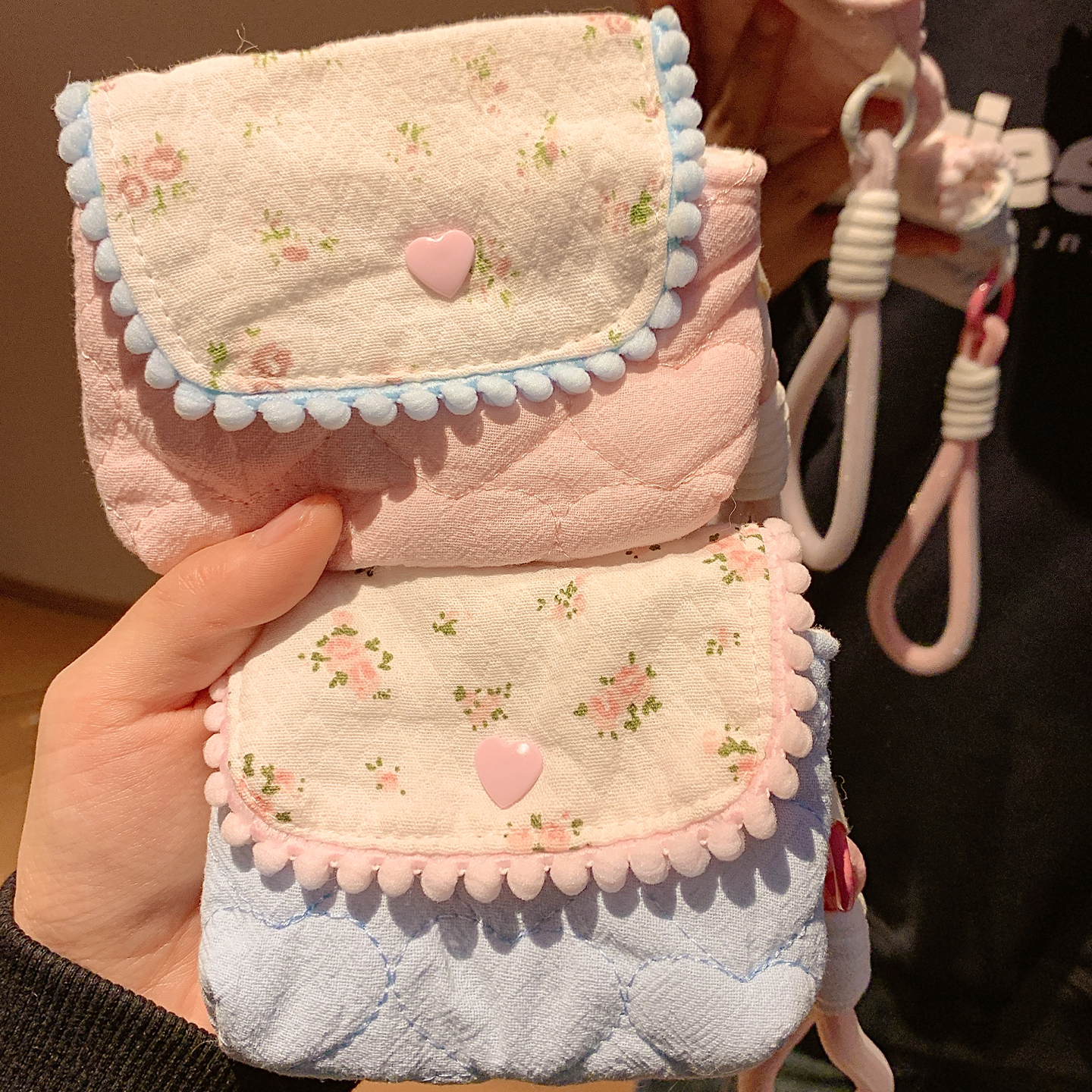 高颜值小碎花卫生巾收纳包学生