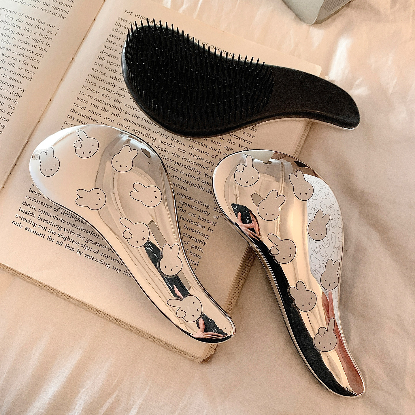 可爱兔子手持按摩梳女士家用高颅顶蓬松顺发梳子气囊梳气垫梳学生