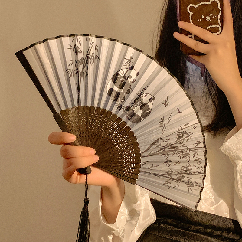 新中式折扇熊猫古风马面裙扇子