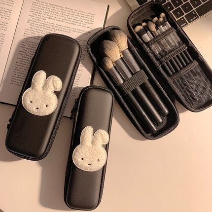 2026新款可爱兔子化妆刷包收纳包女便携随身旅行小号刷子眼影刷袋