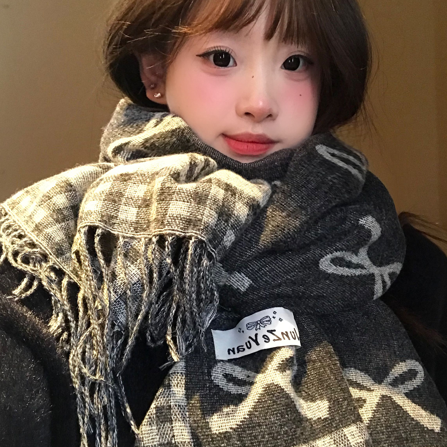 高级感蝴蝶结流苏双面针织围巾